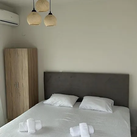 Marele Hills Apartments Néa Fókaia Δωμάτιο φωτογραφία