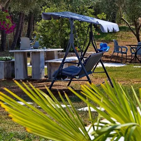 Marele Hills Apartments Néa Fókaia Εξωτερικό φωτογραφία