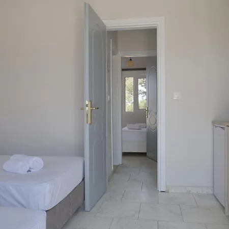Marele Hills Apartments Néa Fókaia Εξωτερικό φωτογραφία