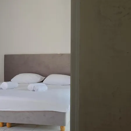 Marele Hills Apartments Néa Fókaia Εξωτερικό φωτογραφία